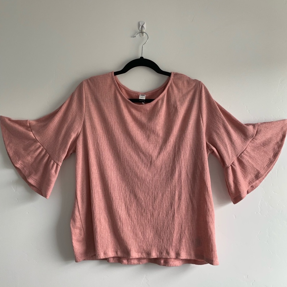 Women’s blush 3/4 bell sleeve top